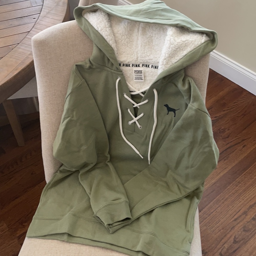 NWT Victoria Secret pullover hoodie